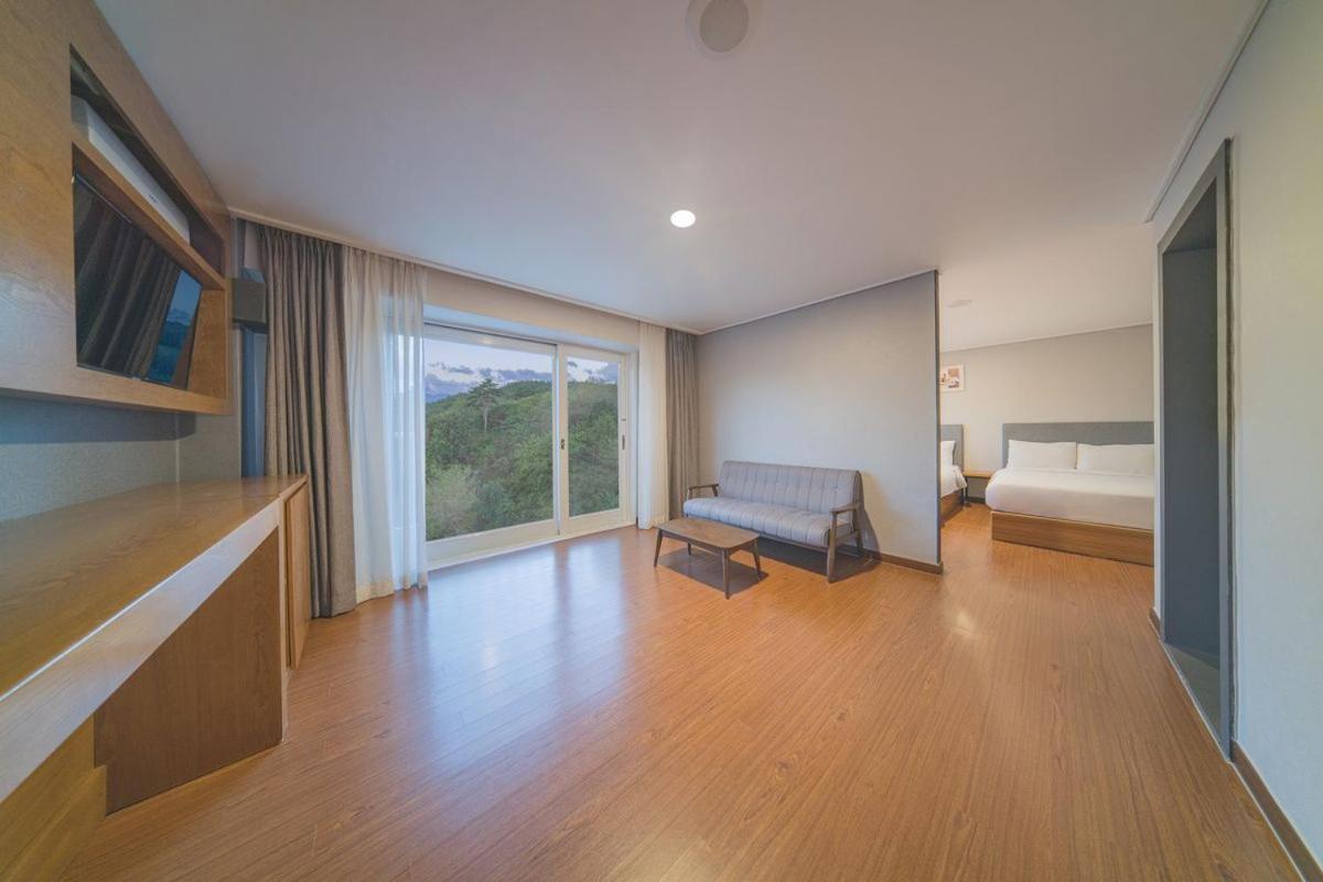 El Hotel Yangyang Ngoại thất bức ảnh