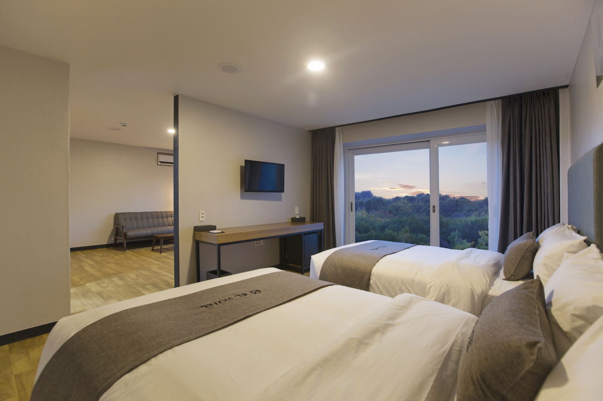 El Hotel Yangyang Ngoại thất bức ảnh